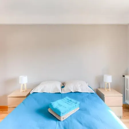 Apartman Sur Mer - Sleeps 6, Cosy And Comfortable Cagnes-sur-Mer