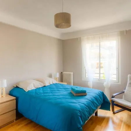 Lägenhet Sur Mer - Sleeps 6, Cosy And Comfortable